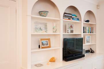 You will undoubtely feel at home in this delightful property.