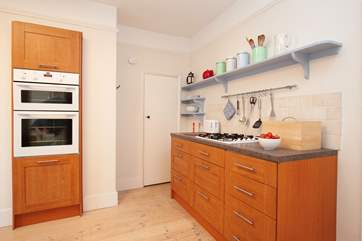 Everything is to hand in this modern cooking area.