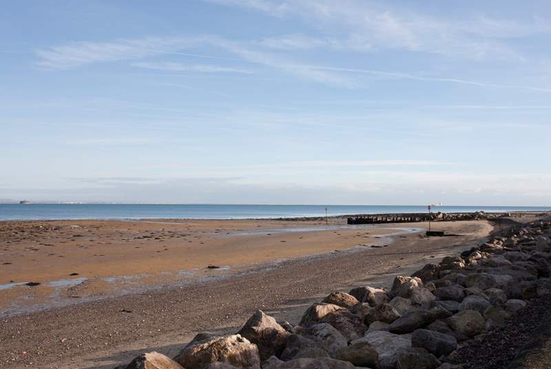 Seaview beach is ideal for swimming with shallow waters making it perfect for young children.