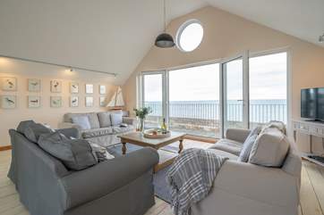 Sit back and relax with your favourite drink in hand while watching the ships sail by.