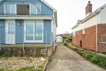 Mariners offers private parking on the driveway for up to three cars.