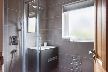 The en suite shower-room to the master bedroom. (Bedroom 1).