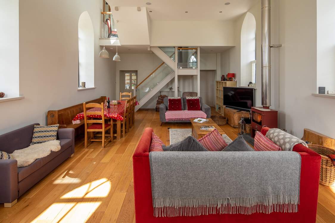 This very clever design sits beautifully with the existing character of the chapel.