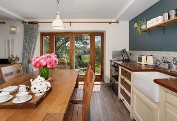 Whipping up a feast in this beautiful kitchen is such a pleasure. Especially with such stunning views!