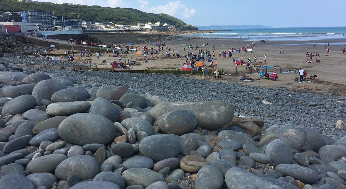 Known for its child-friendly beach with lifeguards on duty throughout the summer.