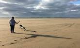 Westward Ho! has miles of sandy beach at low tide and is simply minutes from the house.  This is a Blue Flag beach and the far end is dog-friendly all year round. - Thumbnail Image