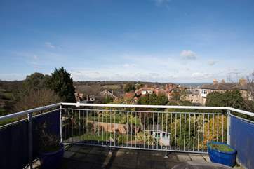 Stunning roof terrace with outdoor seating, barbecue and spectacular views.