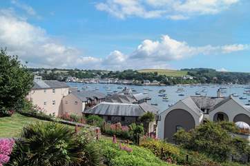 Admiral's Quay is the peach-coloured building far left, with the windows to Tall Ships' sun-room just visible on top.