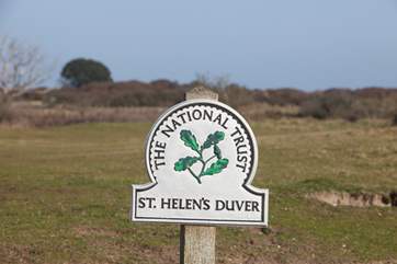 The Retreat is set in the protected National Trust land, St Helens Duver.