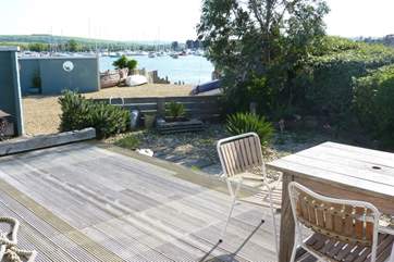 Take advantage of the Island sunshine and dine with a wonderful view.