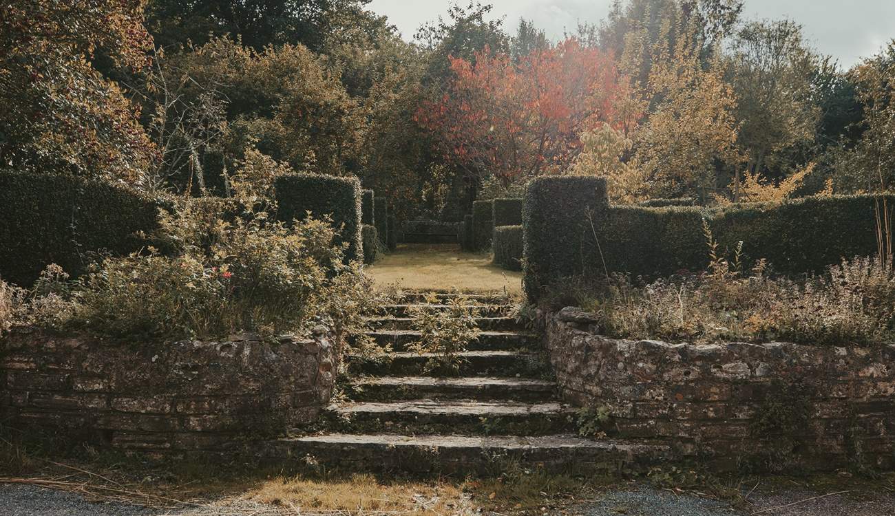 Your secluded cabin is nestled at the top of the orchard - you will need to carry your bags up from the parking space.