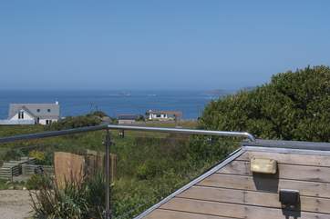 The separate roof terrace on the owners' studio in the garden.