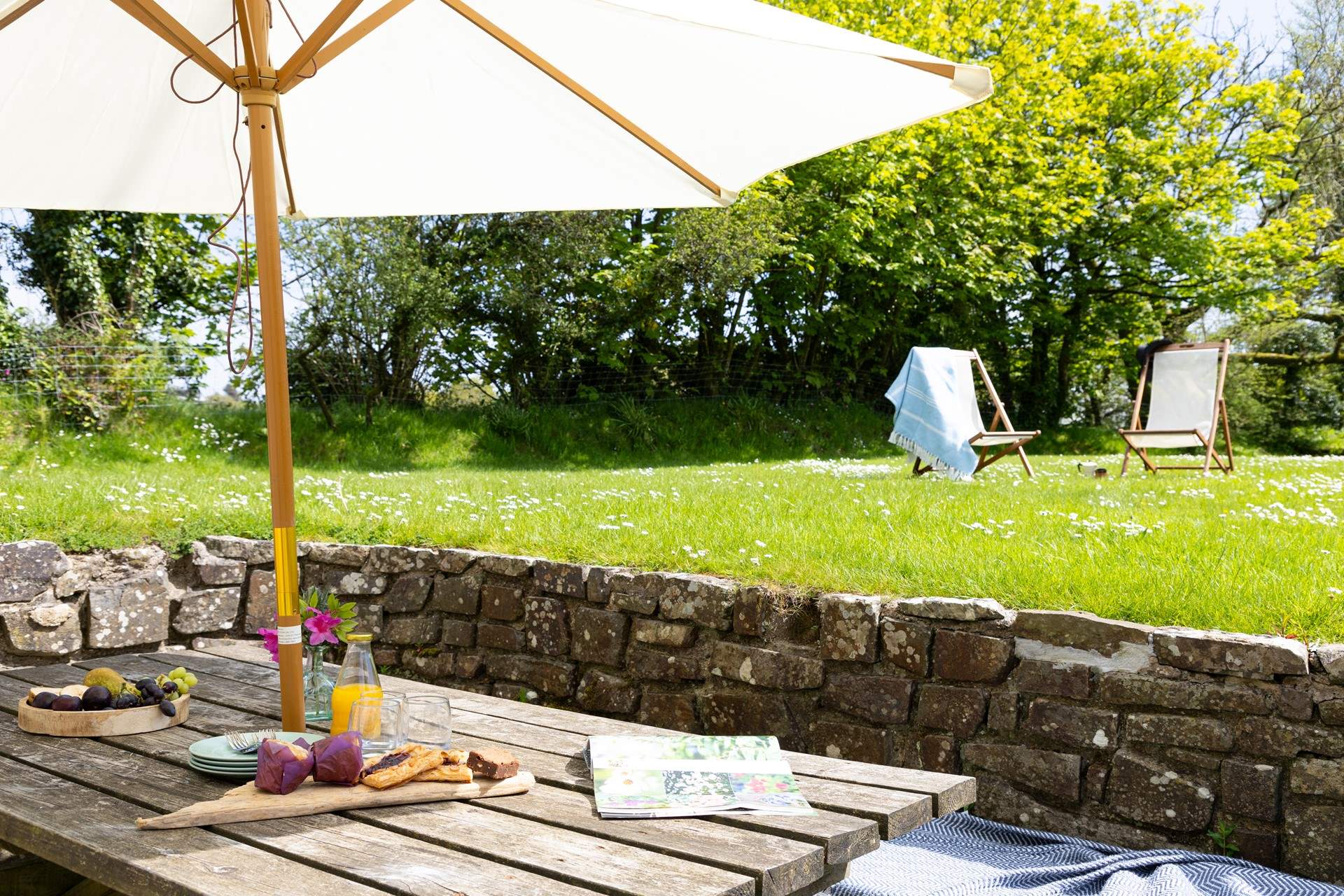 The garden is a rural treat!