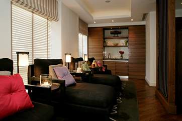 Dart Marina treatment rooms provide the perfect place to treat yourself.