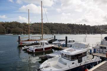 The bustling River Dart provides an all year round spectacle from any vantage point (not the view from the apartment).