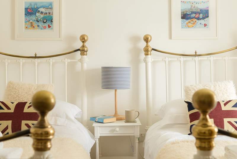 Sit and enjoy a cup of tea in bed with views of the harbour.