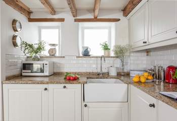 Gorgeous beams and Belfast sink. 