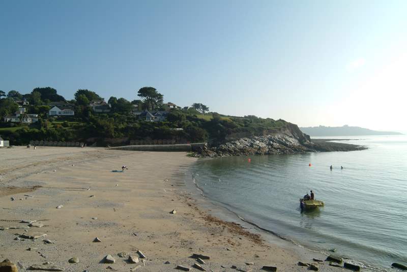 Swanpool beach has watersports tuition, a beach cafe and beachside bistro.