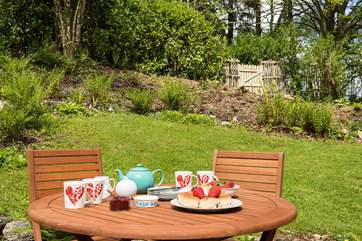 The courtyard gets lovely and warm in the sunshine