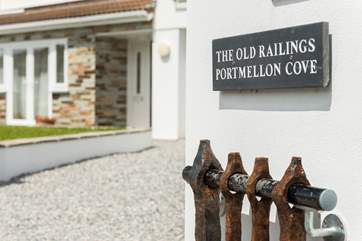 The Old Railings after which the house is named were salvaged locally by the owner.