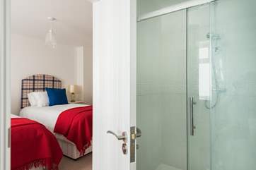 A big (double size) shower in the en suite.