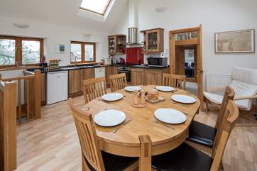 The spacious kitchen/dining-area.