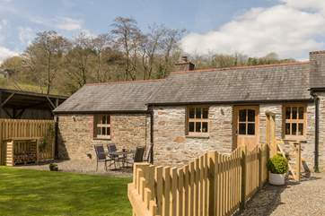Plenty of private parking in front of the cottage.