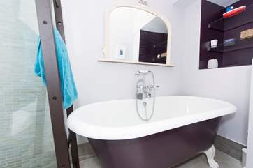 The roll-top bath in the ground floor bathroom. Top quality fluffy towels are provided.