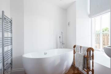 A lovely big free-standing bath for long warm soaks after a day exploring Cornwall.
