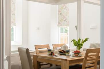 What a cosy place to linger over relaxed holiday meals.