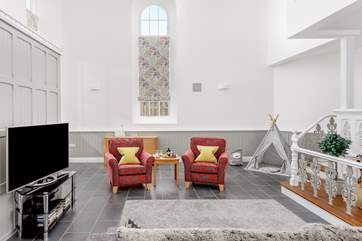 Grogeous furniture and soft furnishings.