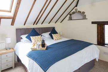Master bedroom, with a fabulously comfy super-king size bed.
