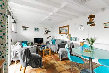 Cosy living area to slump into after a long day exploring the beautiful surroundings of the South Hams.