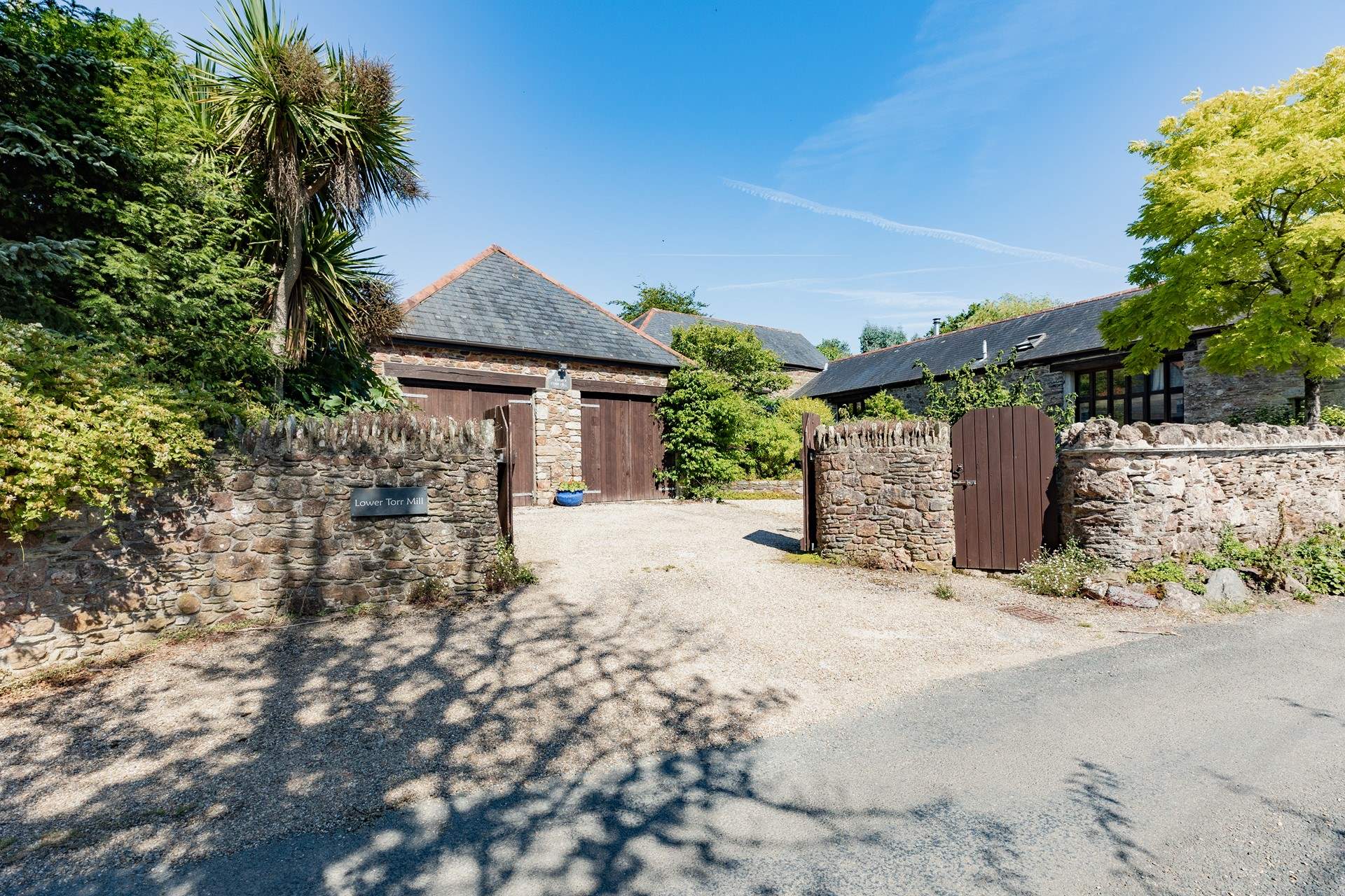 The entrance to Laurel Cottage and your private gated courtyard.