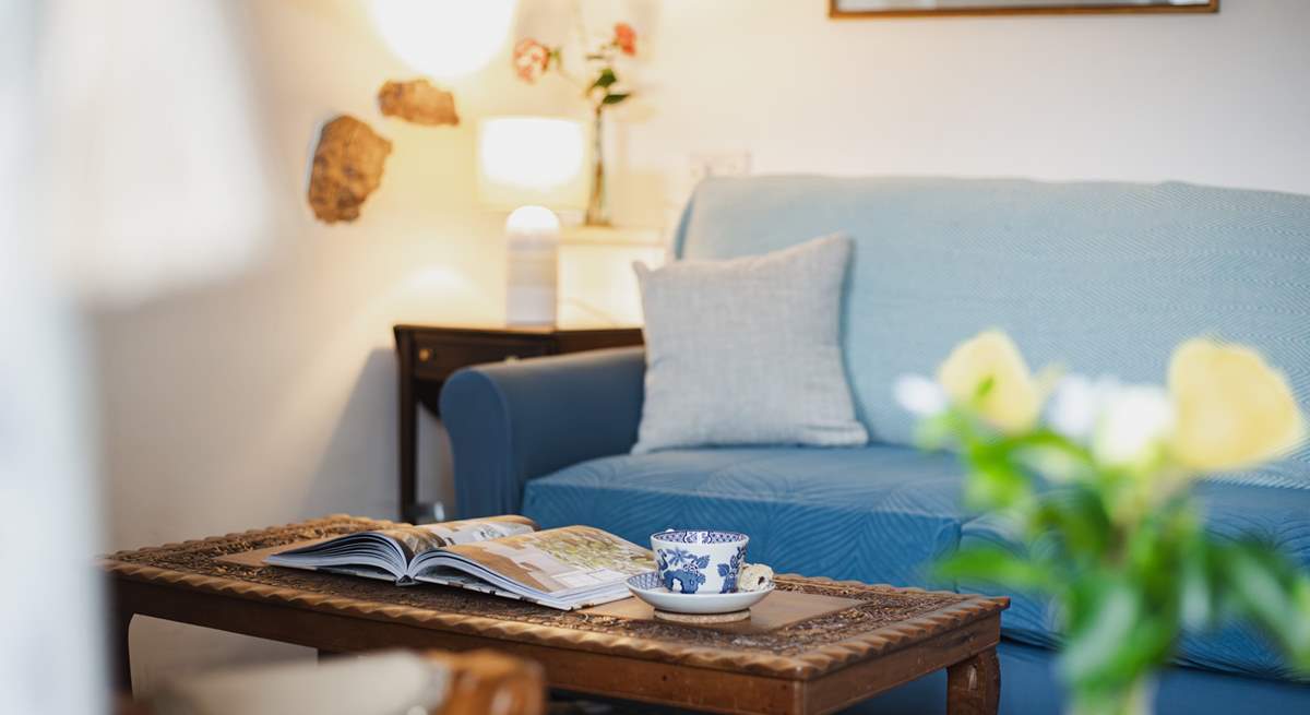 Sit back and relax in the cosy living area after a long day exploring the beautiful surroundings of the South Hams.