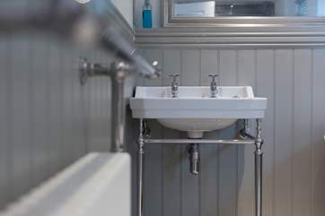 Attractive fixtures and fittings.
