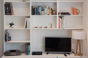 A Smart TV and music station are provided.