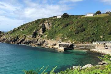 Lamorna Cove, the perfect place to stay.