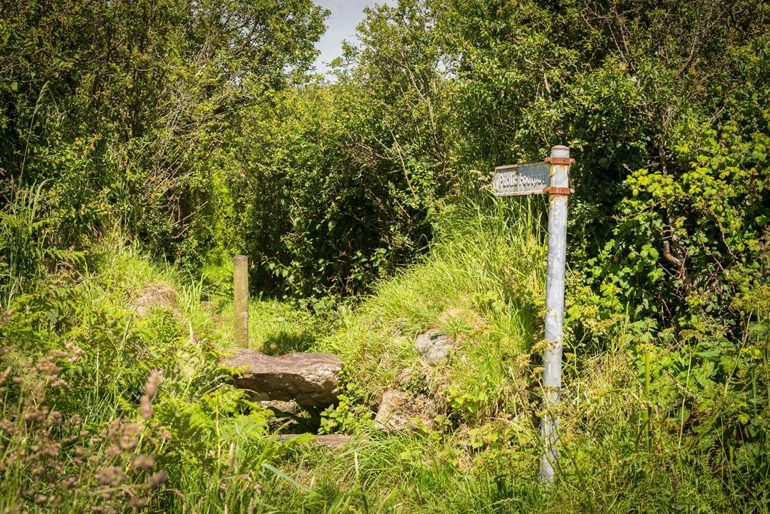 There are footpaths right on your doorstep or follow the lane around 900 yards to the beach.