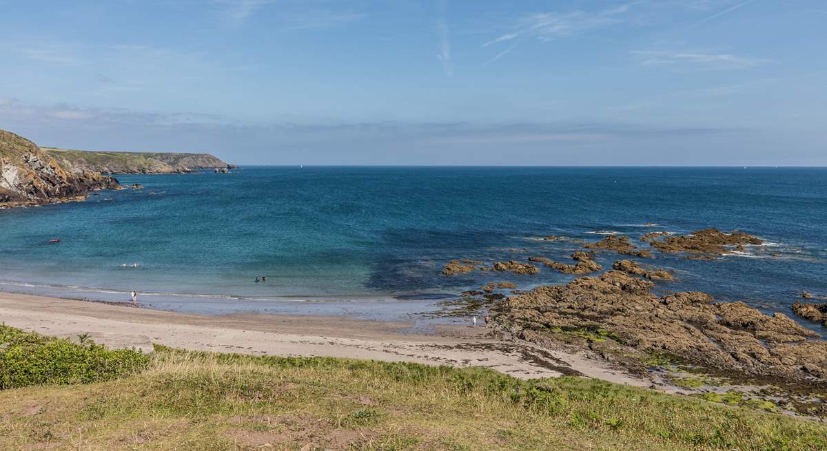 Kennack Sands is a short stroll down the hill, the waters are perfect for swimming, the beach has a lifeguard in the main season as well as a beach hut and beach cafe selling drinks, snacks and ice creams.