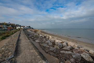 Steps away from Tides Reach, you're able to walk into Seaview Village or Ryde.