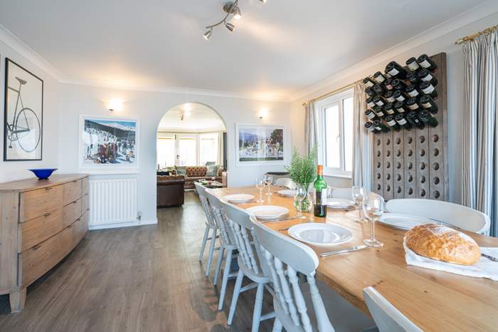 Tides Reach is a 4 bedroom self catering cottage with sea views in Seaview, Isle of Wight