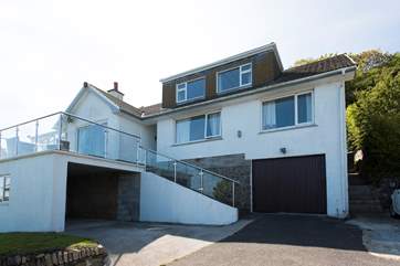 Elvan Loft is the top of this detached house.