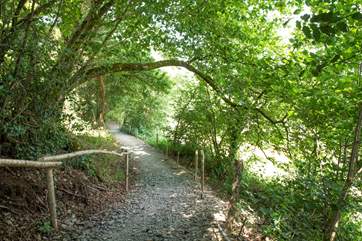 A path (steep in places, take care) leads up to King's Cabin.