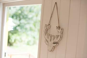 Lovely touches and detail throughout.