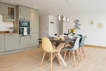 You are sure to enjoy wonderful sociable gatherings in the kitchen/dining-area.