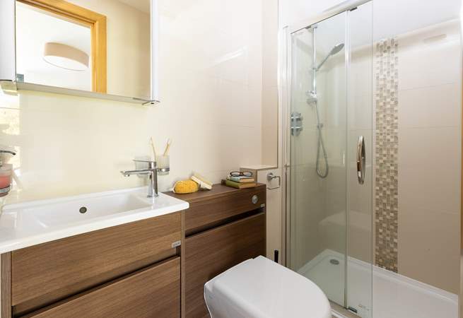 The en-suite shower room for bedroom 2. 