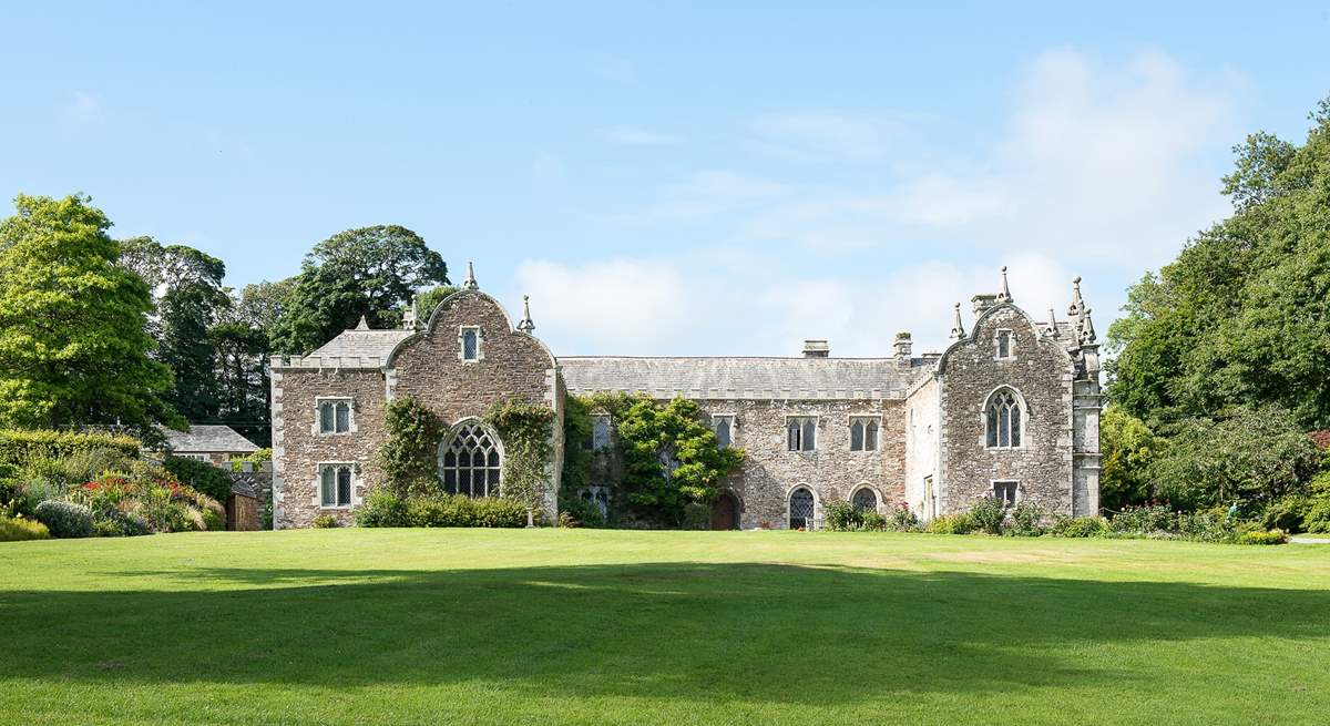 The large lawned area in front of the manor is yours to enjoy - lie out in the sun, have a picnic or enjoy a ball game.