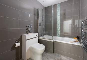 The family bathroom is modern and stylish. 