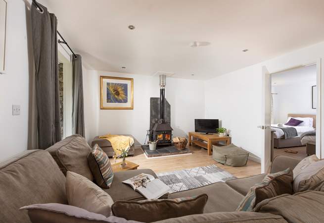 Plenty of room for everyone to chill out and relax after a day out exploring the delights of south Cornwall.